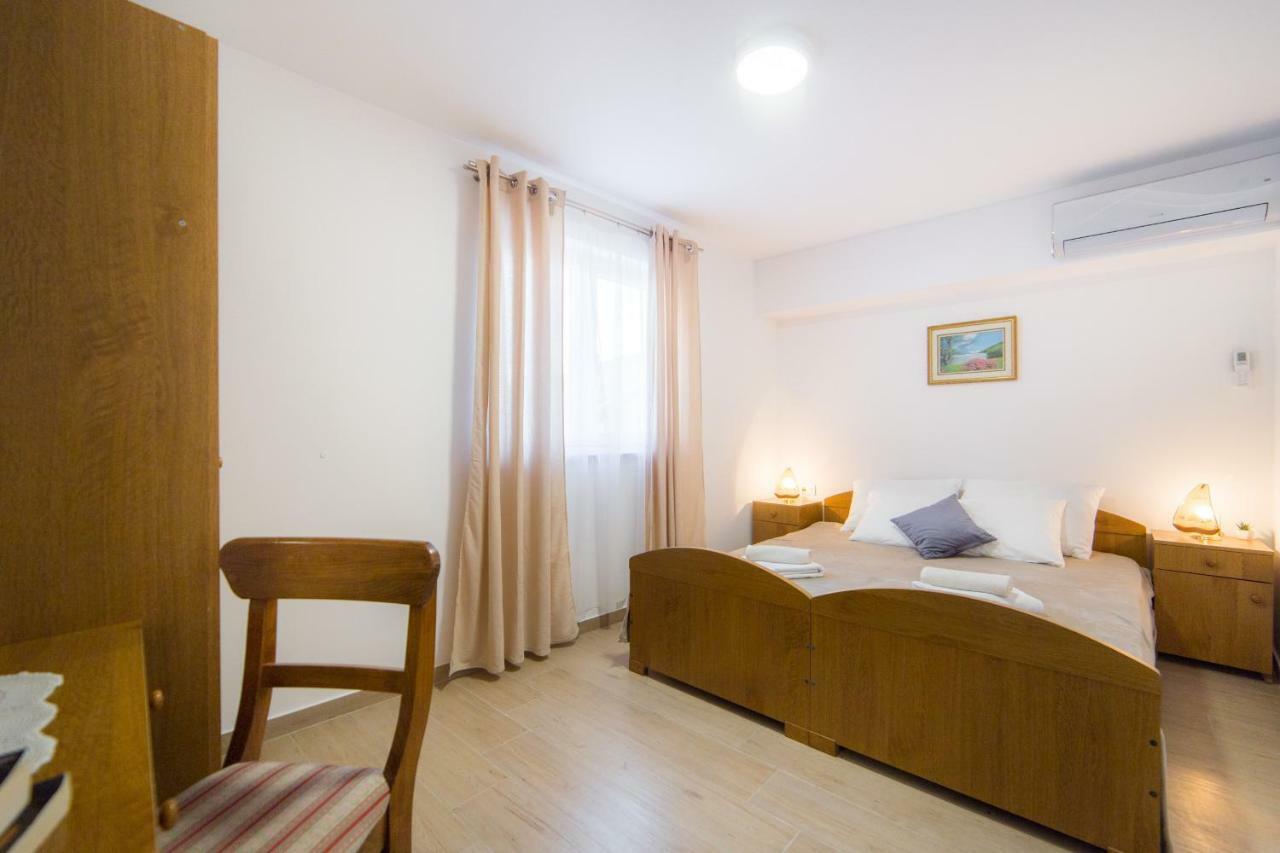 Apartments Relax Baška Voda Exterior foto